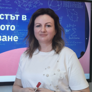 Росица Капралова.jpg